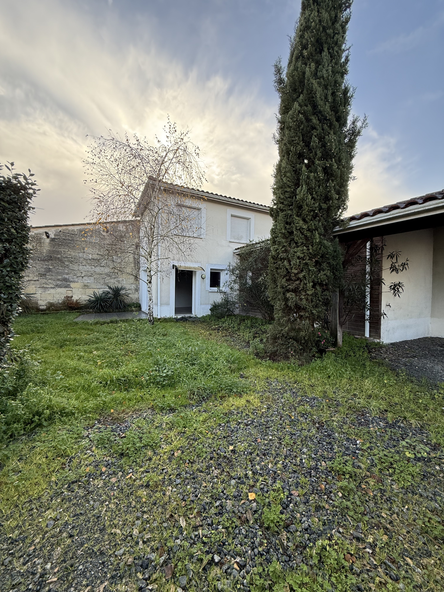 À vendre 33500 Maison récente 4pièces de 75,9 m2 avec jar